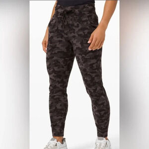 Lululemon Ready To Rulu Jogger Jacquard Heritage Camo Black Size 4